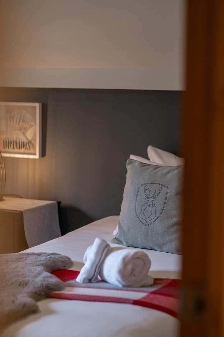 საძინებელი 4