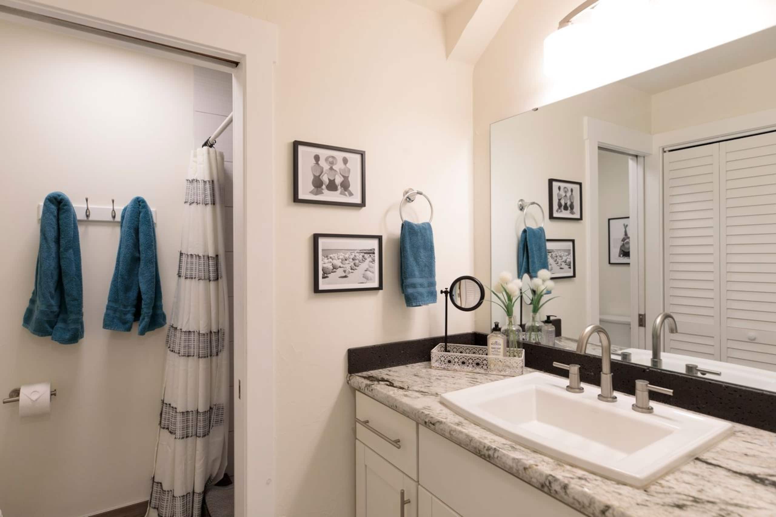 Condo in Kailua-Kona · ★4.87 · Studio · 1 bed · 1 bath - Image 5
