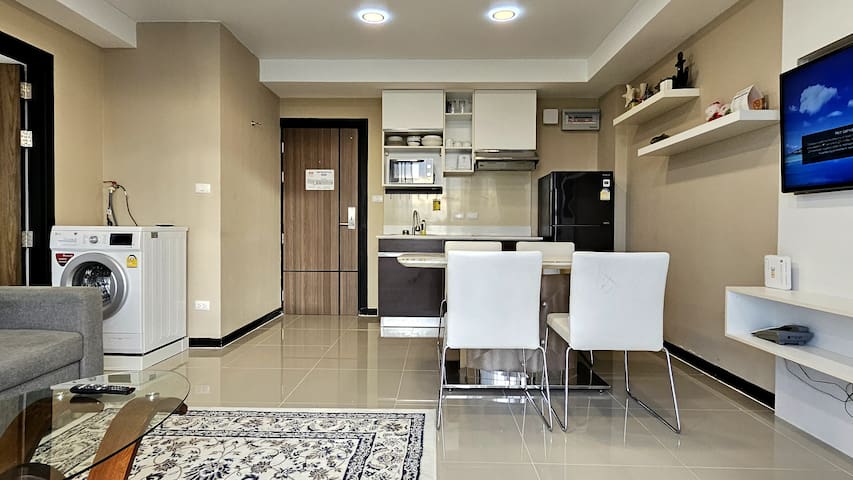 777 Beach Condo managed Airbnb listing 3