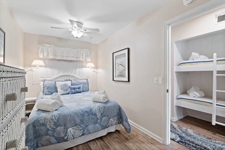 Private primary bedroom