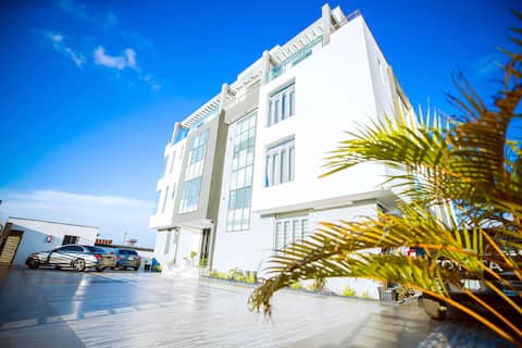 2Bd @ Pinnock, Lekki | 24/7 Power Gym Secured