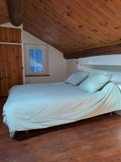La Maison Bleue: Getaway near Ax-les-Thermes