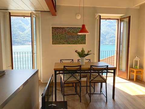 The Blue Boat Apartment (Lake Como)