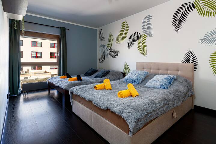 Tiger Deluxe Suite gallery image 5