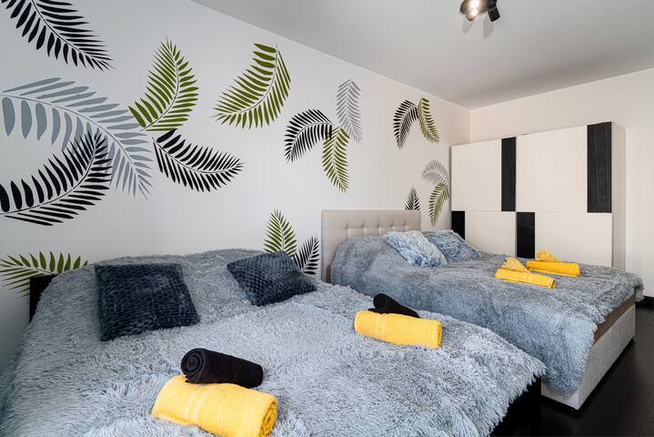 Tiger Deluxe Suite gallery image 4