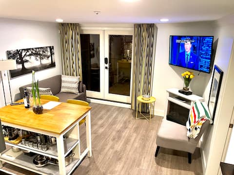 Successful Airbnb property: 1 Bdrm Suite - Private in Arbutus Ridge