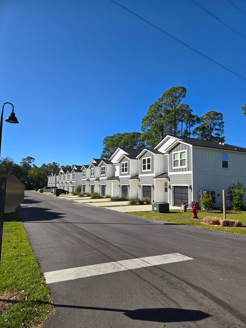 The Apalach Alcove