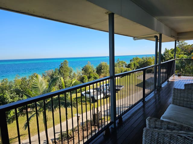 Coign 7 – Spacious Island Home Overlooking the Bay