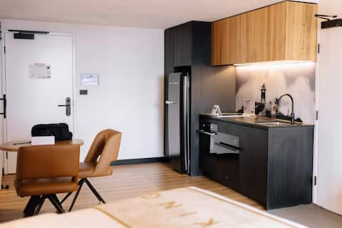 Popular Airbnb listing: Charming Studio Retreat in Newcastle