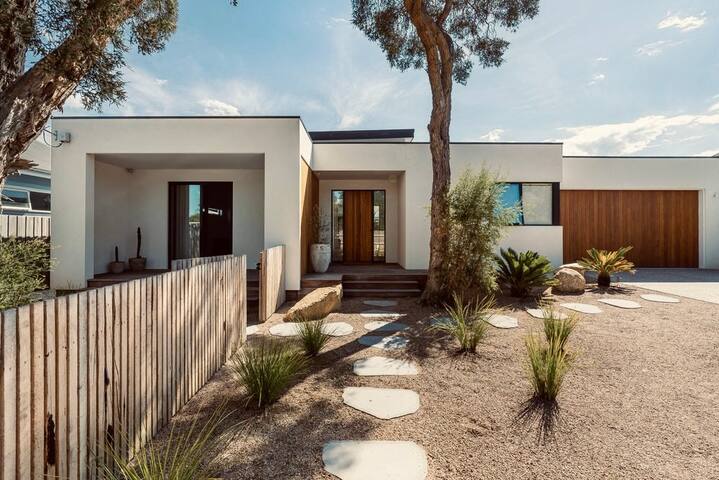 The Coastal Escape gallery image 3