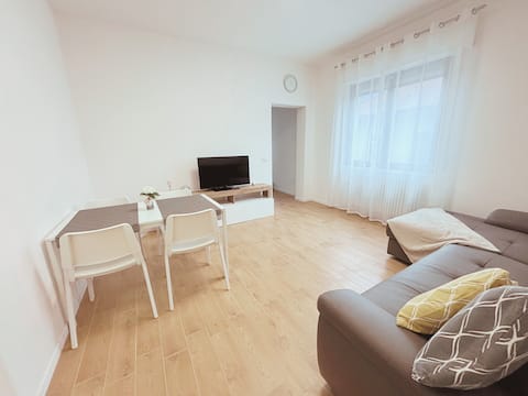Top Airbnb: The Lake House Cernobbio - Three room center/lake a Cernobbio