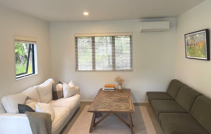 Modern 2-bedroom Retreat, Monthly Discounts - Auckland