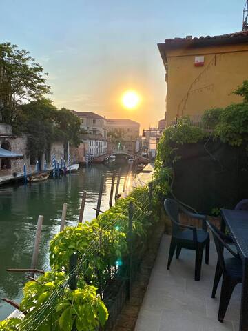 New Exclusive apartment with terrace gallery image 2