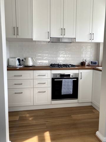 Elevated park view gallery image 5