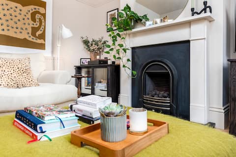 Popular Airbnb listing: No. 30 Langworthgate in Canwick