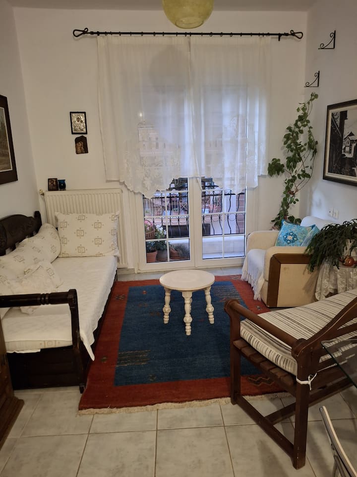 Agapi's Home - Флорина