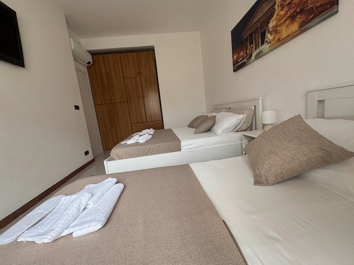 საძინებელი 1