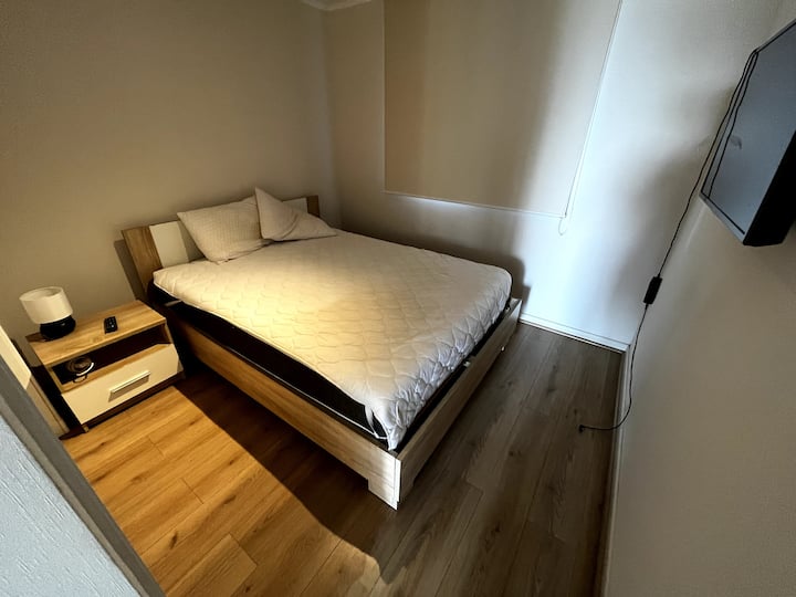 Dhomë gjumi 2