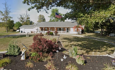 The Farmview Annex