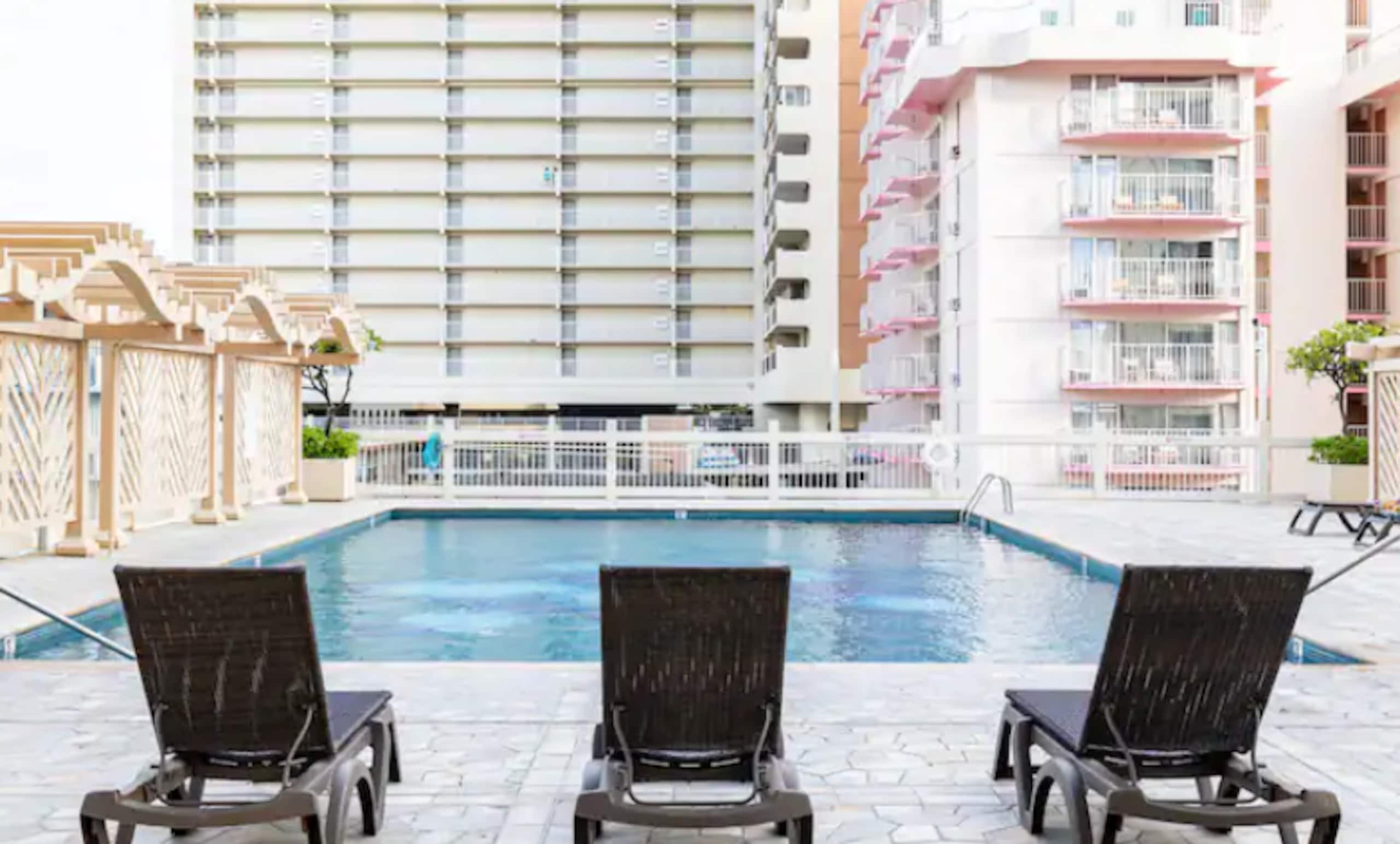 *Relaxing Retreat near Waikiki Beach! - Image 16