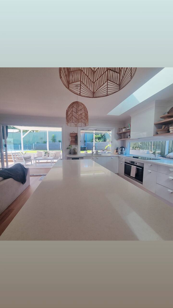 Renovated Family Retreat On The Coast - Port Macquarie