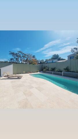 Renovated family retreat on the coast gallery image 2