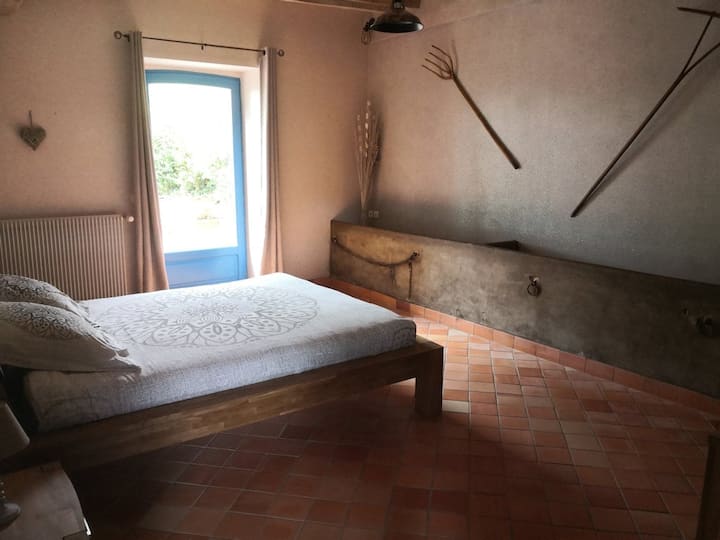 საძინებელი 2