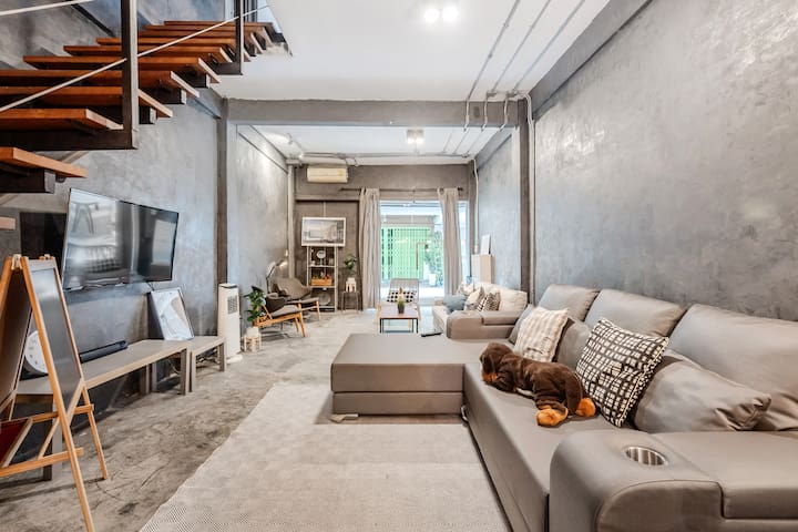 MIQ Siam_4BRhouse,Center of Siam,250m to BTS/Loft gallery image 2