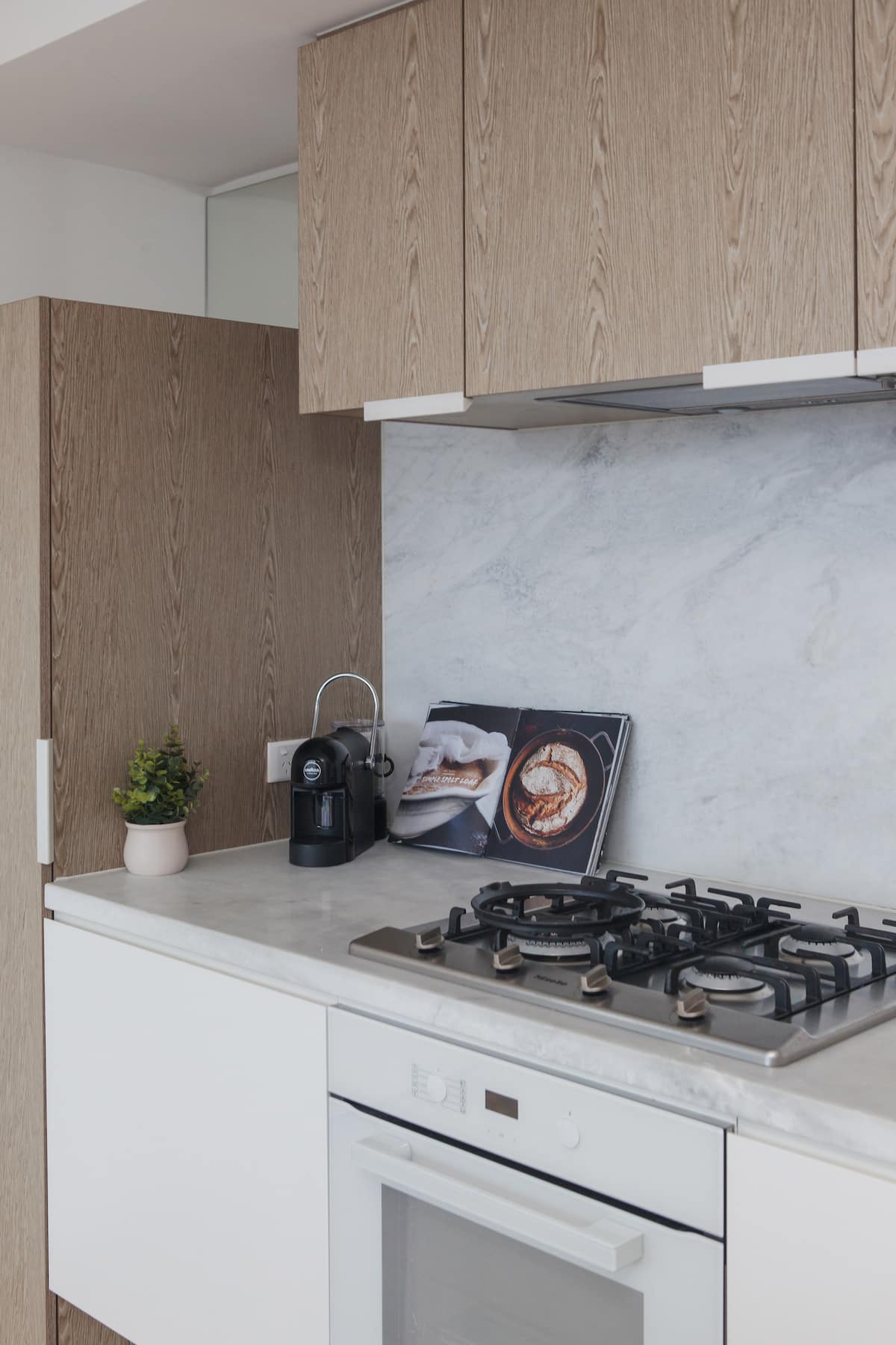 Kitchenette image 2