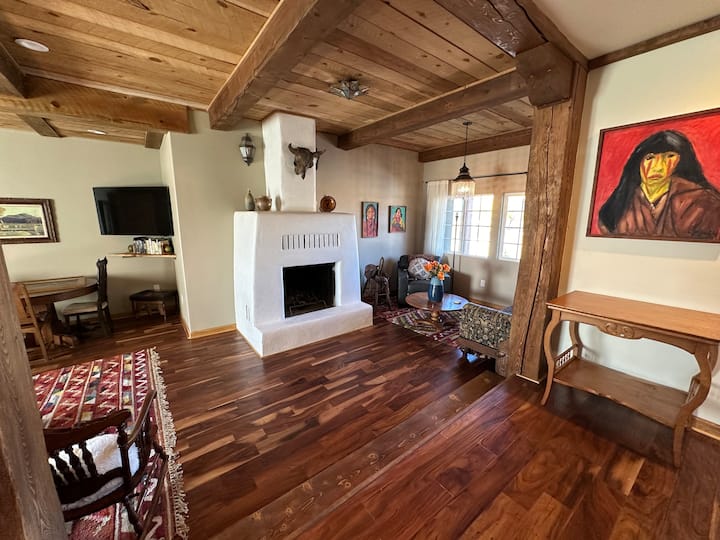 Hacienda De La Familia - Taos, NM