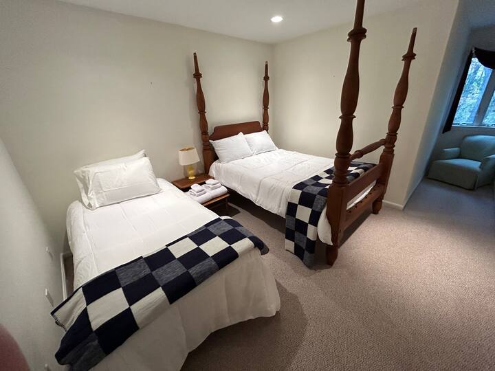 საძინებელი 4