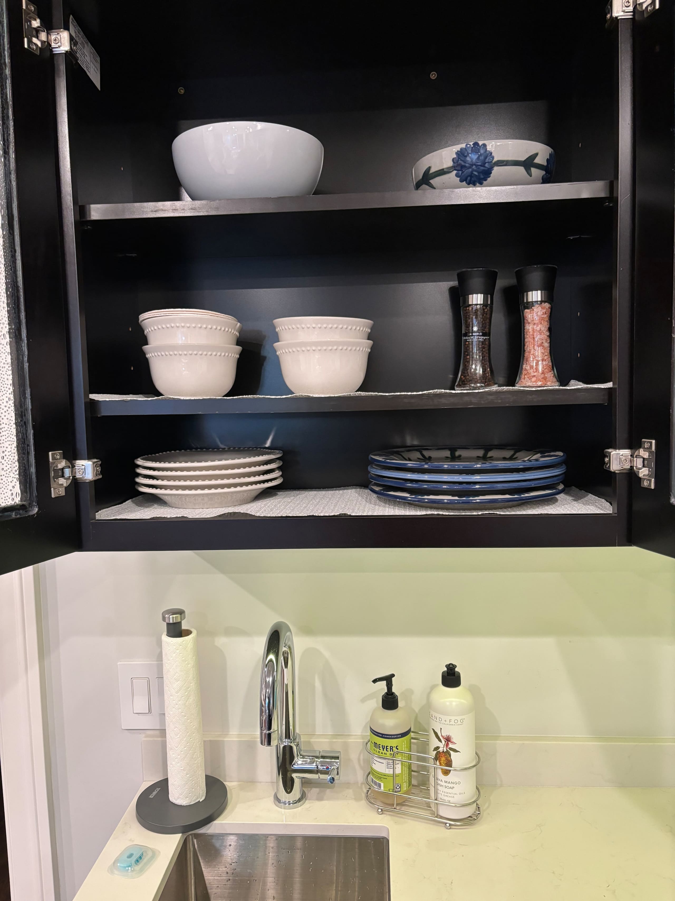 Home in San Francisco · ★4.97 · 1 bedroom · 2 beds · 1 bath - Image 8