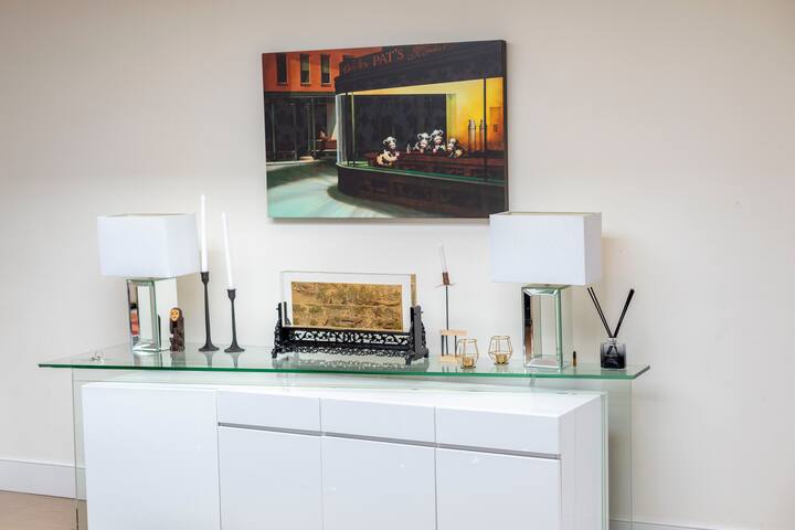 Luxury penthouse in the heart of Chelsea gallery image 4