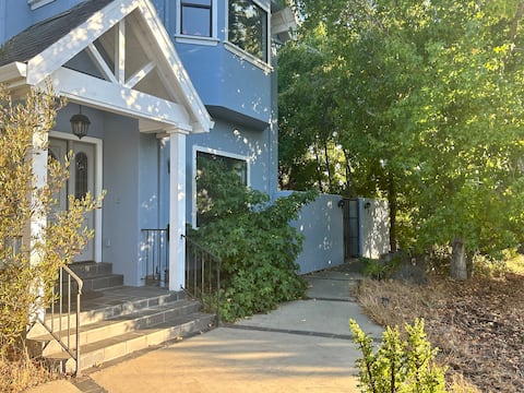 Lux 3 Bed 2 Bath Home. Private Entry & 2 Patios