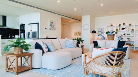 246sqm Ocean View Sub-penthouse