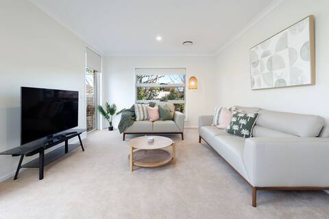 Impressive Irvington Villa