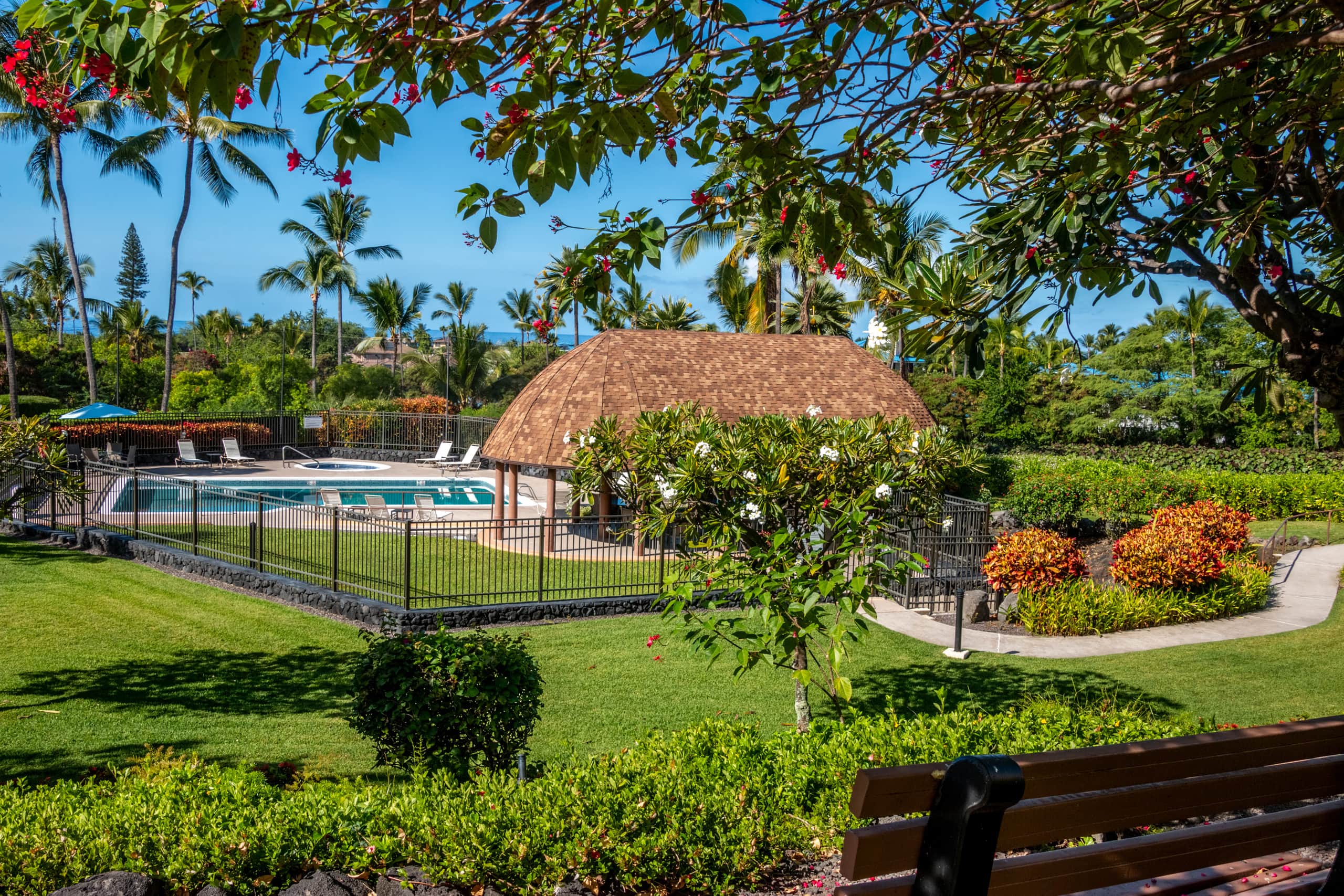 Condo in Kailua-Kona · ★4.89 · 3 bedrooms · 4 beds · 3 baths - Image 60