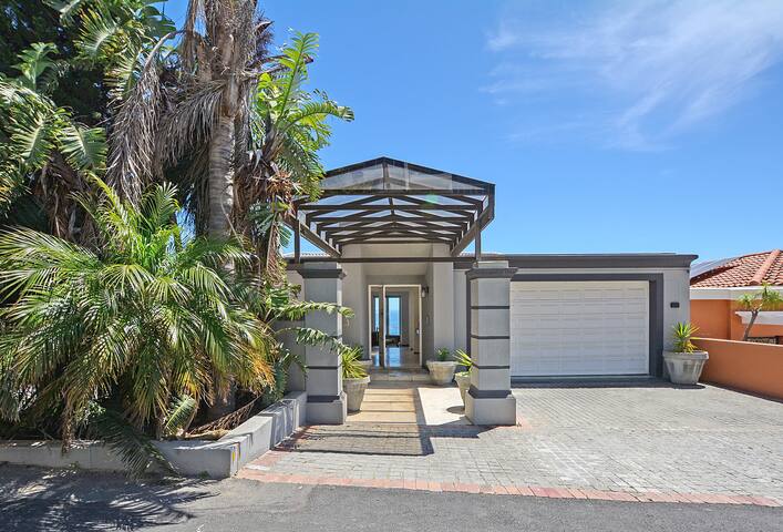 Fresnaye’s Premier Oceanview Gem gallery image 3