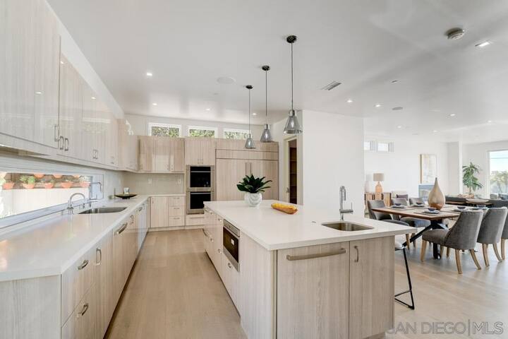 Oceanview Retreat with Pool gallery image 2