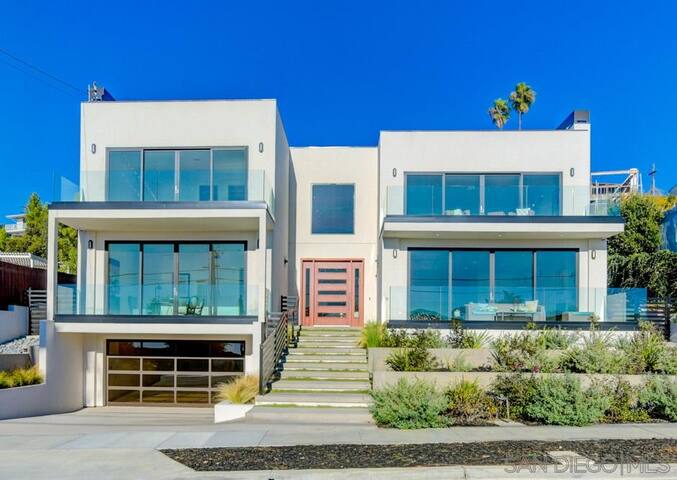 Oceanview Retreat with Pool gallery image 5