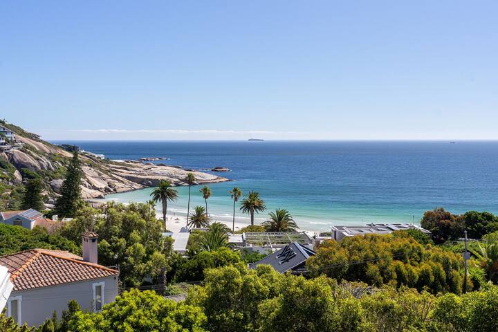 Llandudno Hamptons Style Beach House gallery image 2