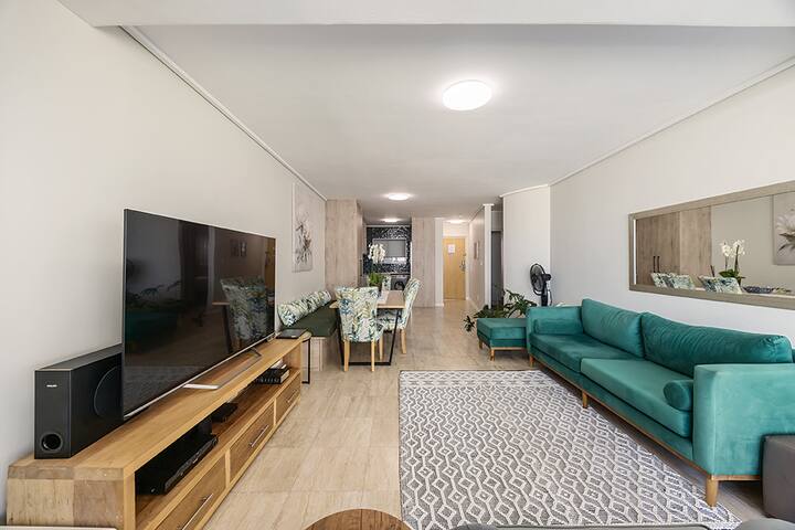 The Lagoon Beachfront apartment gallery image 4