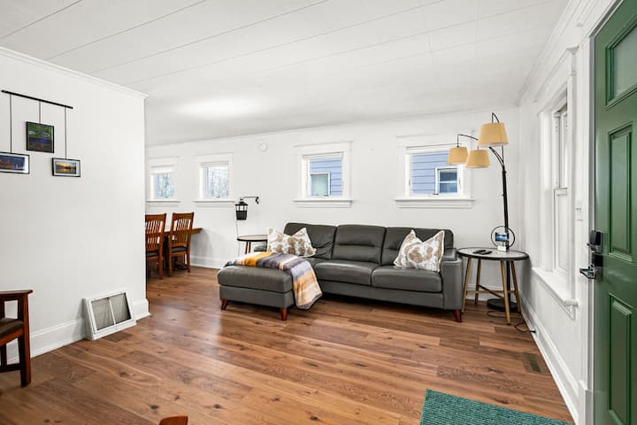 Duluth King Size Cozy, Llc - Two King Bedrooms - Duluth, MN