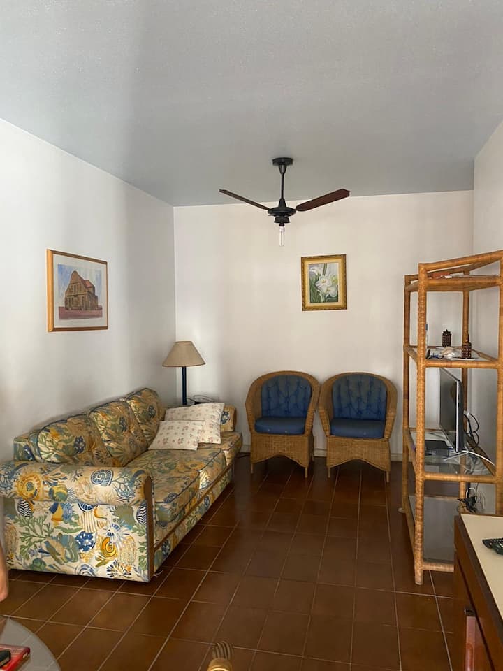 2 Dorm L Piscina L Sauna L Garagem L 200m Da Praia - Guarujá