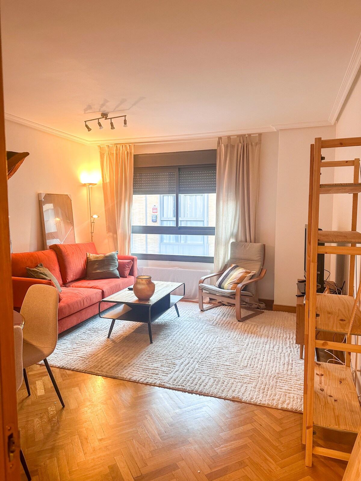 Casa Almagro — view 3