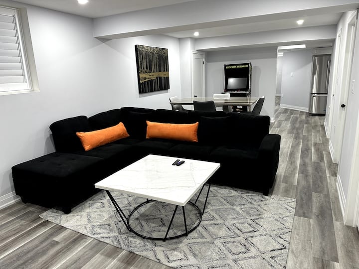 Cozy Stylish Retreat | Air Hockey & Arcade Game - Burford