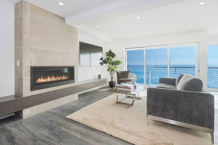 Malibu Beach Secluded Retreat gallery image 2