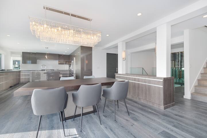 Malibu Beach Secluded Retreat gallery image 3