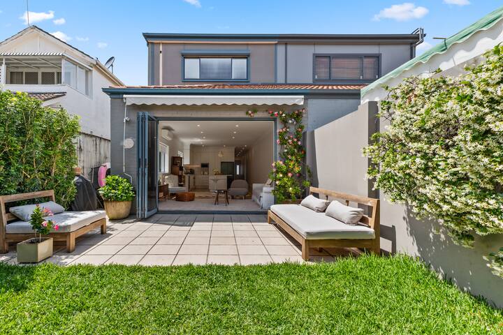 Bondi Luxury Beachside Escape gallery image 4