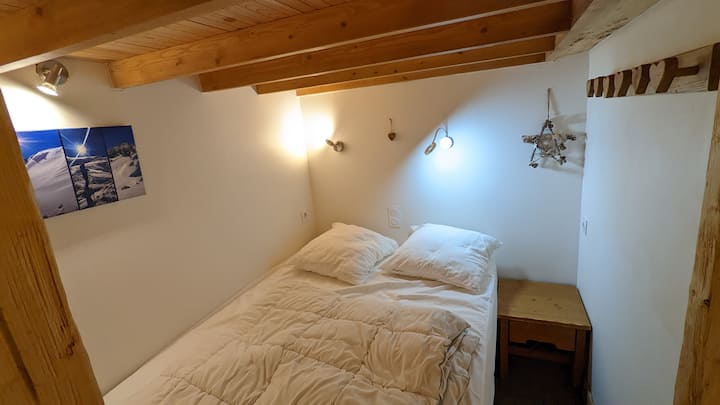 საძინებელი 2